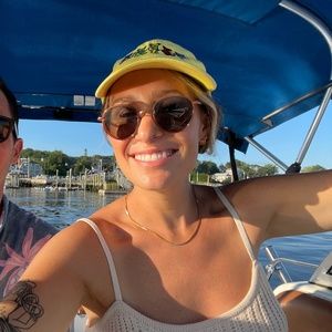 Meet your Posher, Kimberly